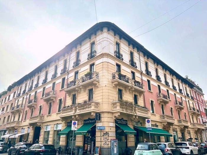 Appartamento bilocale in vendita in Via San Gregorio, Repubblica, Milano