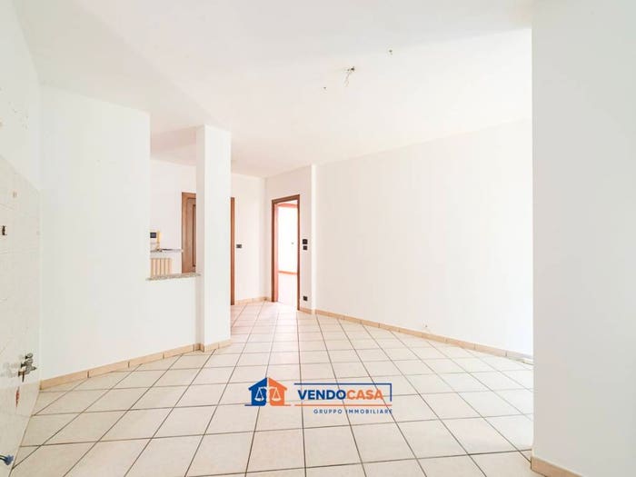 Appartamento trilocale in vendita in Via Costanzo Rinaudo, Centro, Busca