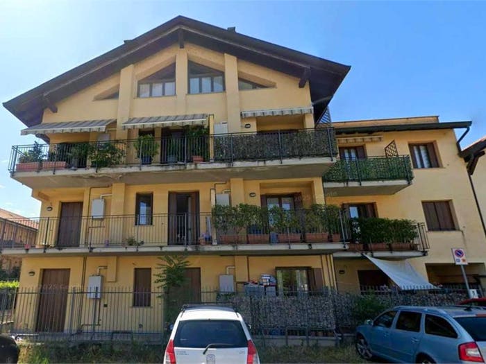 Appartamento quadrilocale in vendita in Via d chiesa, Centro, Marnate