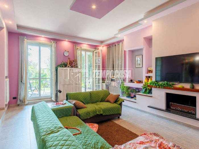 Casa con 6 locali in vendita in Strada Traversetolo, Botteghino Pilastrello, Parma