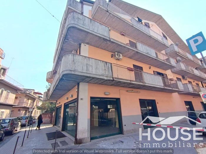 Appartamento trilocale in vendita in Via della Libertà, Paternò