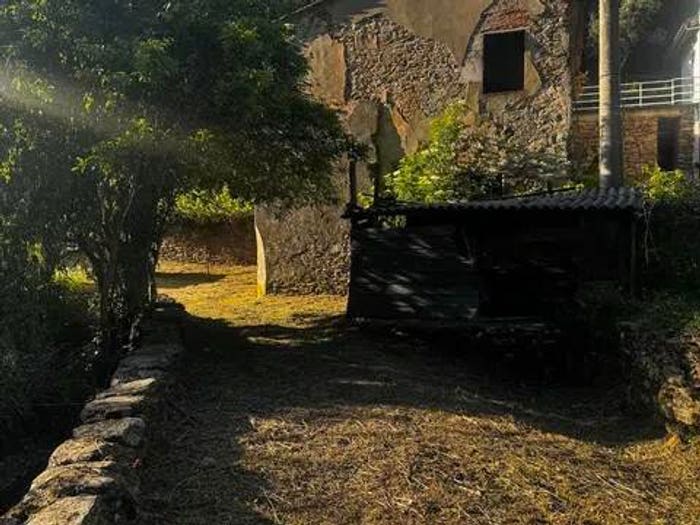 Casa con 6 locali in vendita in Via Butese, Centro, Calci