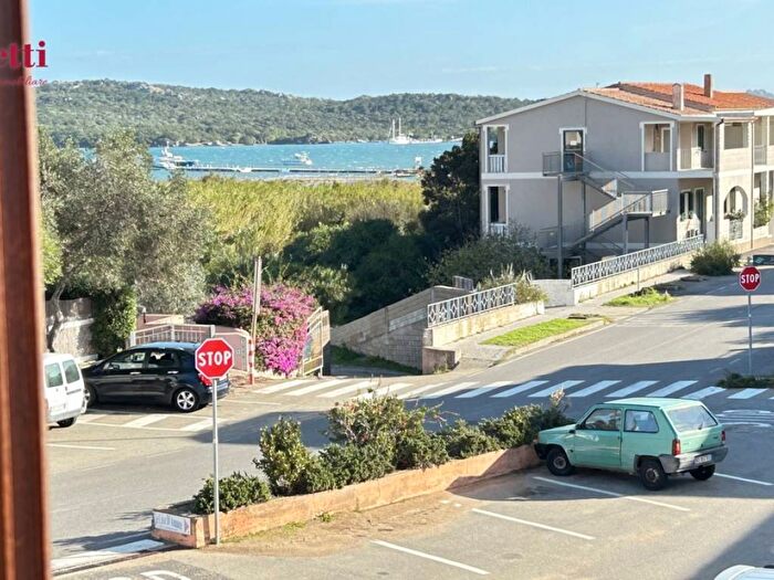 Appartamento trilocale in vendita in Porto Pozzo Via Galilei, Porto Pozzo, Santa Teresa Gallura