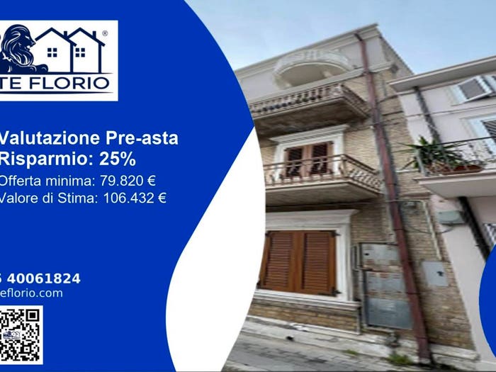 Appartamento trilocale in vendita in Via Francesco Baracca, Centro, Civitanova Marche