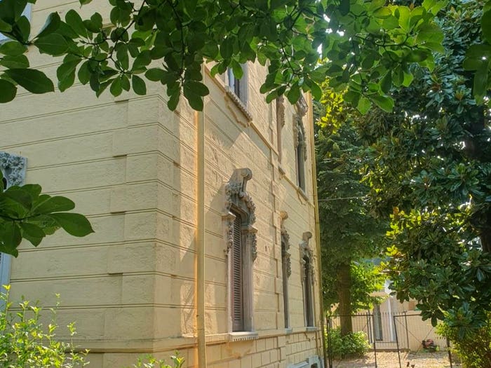 Appartamento quadrilocale in vendita in Via Giacomo Leopardi, Parco, Monza