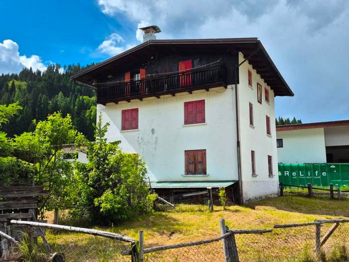 Casa con 6 locali in vendita in Via Medola, Santo Stefano di Cadore