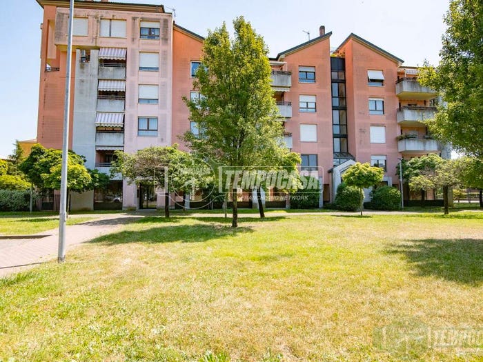 Appartamento con 5 locali in vendita in Via Fiore Martelli B, San Giuseppe, Monza