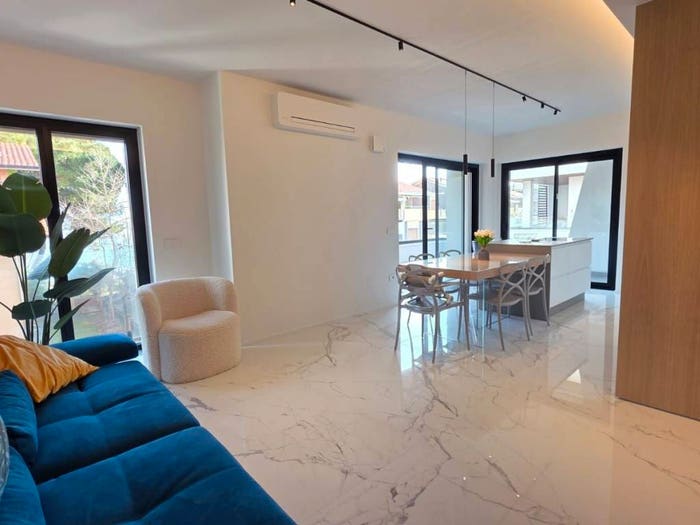 Appartamento trilocale in vendita in Viale Abruzzo, Centro, Pineto