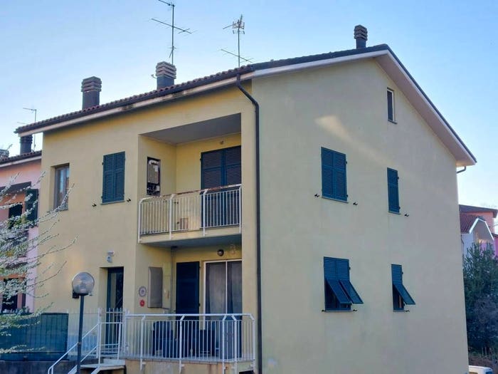 Casa con 6 locali in vendita in Via Ritano Capone C, Centro, Carcare