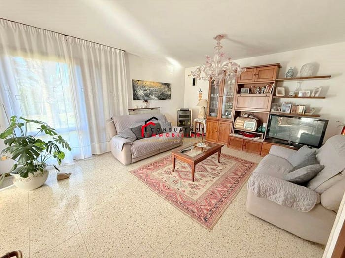 Casa quadrilocale in vendita in Via Postumia, Ponzano, Ponzano Veneto