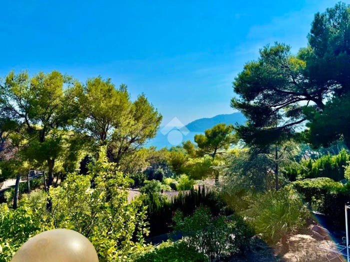 Casa con 6 locali in vendita in Str dell'Alto, Marina Di Andora, Andora