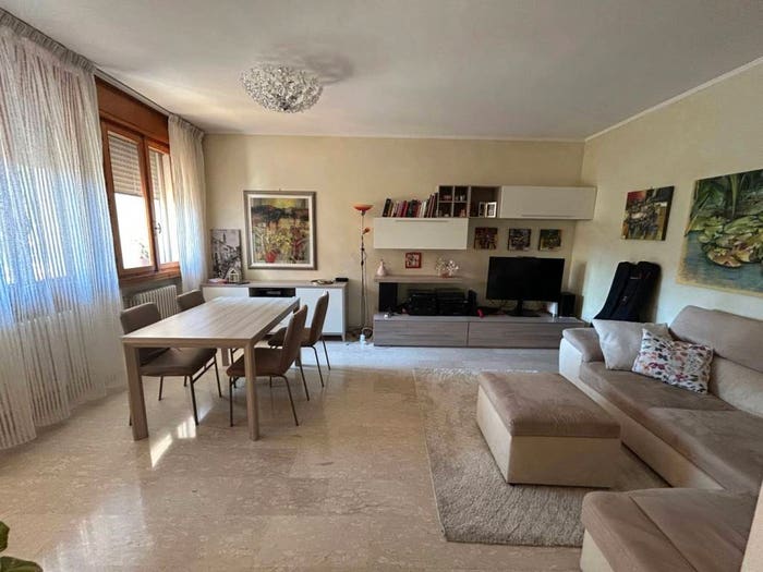 Appartamento con 6 locali in vendita in ADRIA Via Allende, Centro, Adria