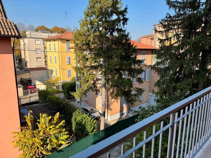 Appartamento trilocale in vendita in VIA VOLTURNO, Ospedale Volturno, Parma