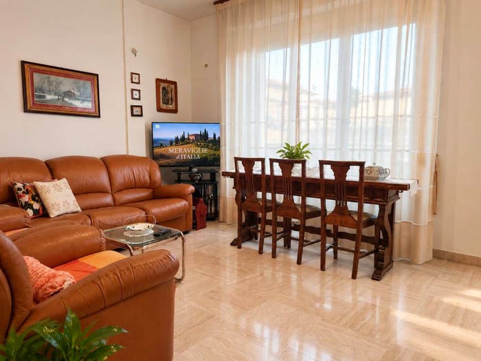 Appartamento quadrilocale in vendita in Via Alcide Cervi, Centro, Asciano
