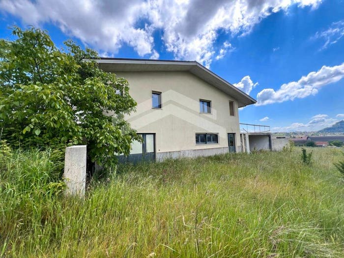 Casa con 6 locali in vendita in Cda Santa Lucia, Coste di Oratino Calvario, Campobasso