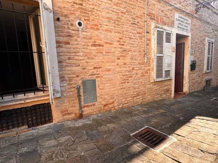 Appartamento con 6 locali in vendita in via Calatafimi, Centro, Montegiorgio