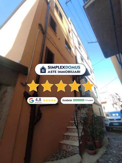 Appartamento con 6 locali in vendita in Cortile Poma, Corleone