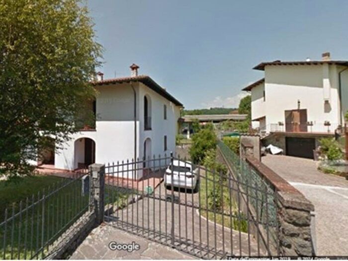 Appartamento quadrilocale in vendita in Via della Tosse, Centro, Pieve Fosciana