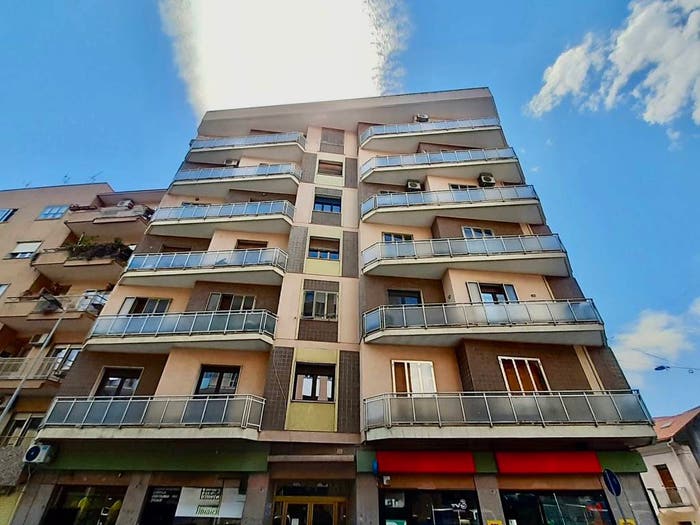 Appartamento con 6 locali in vendita in Via Antonio Daniele, San Leonardo, Catanzaro