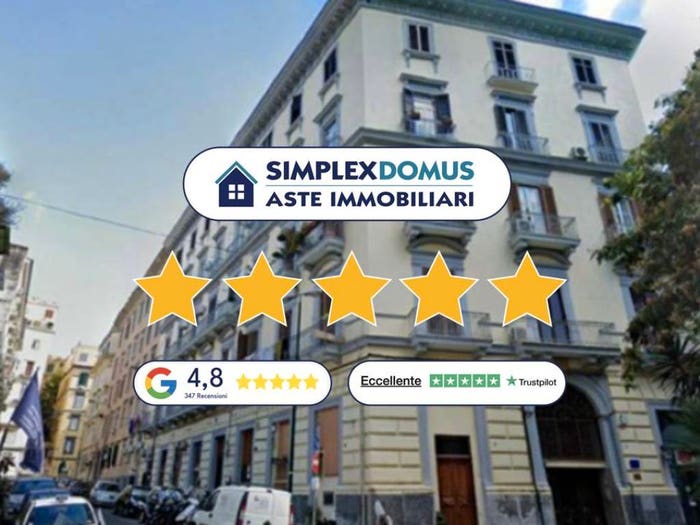 Appartamento quadrilocale in vendita in PIAZZETTA DURANTE, Vomero, Napoli