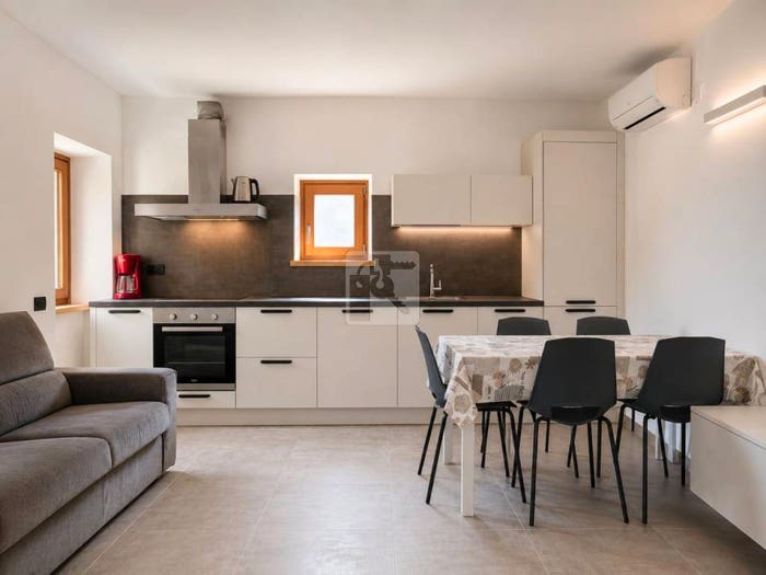 Appartamento quadrilocale in vendita in Via Vittorio Emanuele II, Ville Del Monte, Tenno
