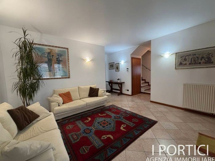 Casa con 6 locali in vendita in Via Aosta, Centro, Scorzè