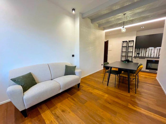 Appartamento bilocale in vendita in Via Melchiorre Gioia, Centrale, Milano