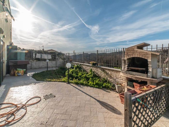 Casa quadrilocale in vendita in Via Alpini d'Italia, Sciarborasca, Cogoleto