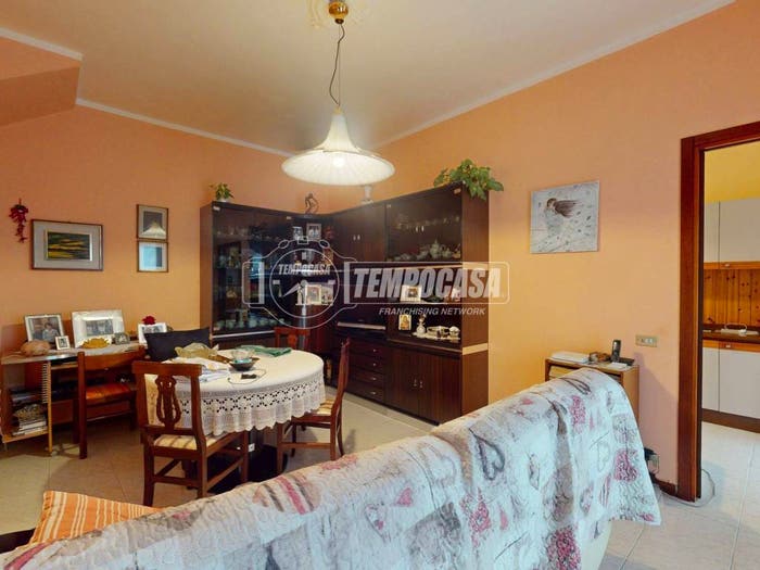Casa trilocale in vendita in Via San Lorenzo, Lazzate