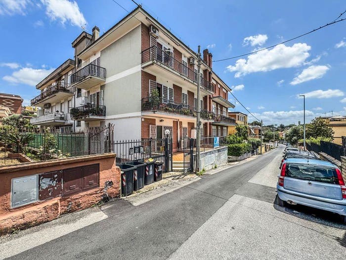 Appartamento quadrilocale in vendita in Via Ettore Rosso, Casalotti, Roma