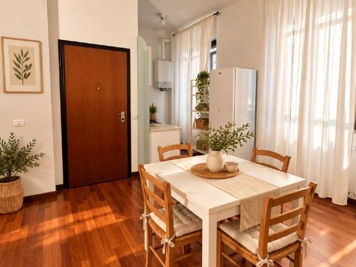 Appartamento monolocale in vendita in via CICCO SIMONETTA, Corso Genova, Milano