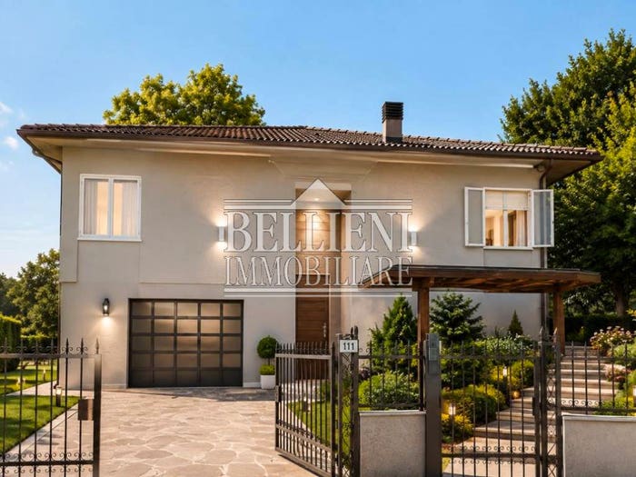 Casa quadrilocale in vendita in Via Cartiera, Centro, Dueville