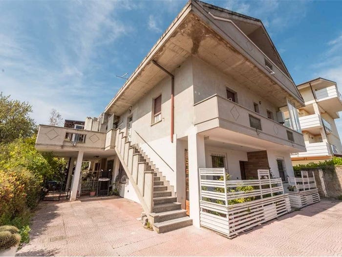 Appartamento trilocale in vendita in via luigi anelli, San Silvestro Spiaggia, Pescara