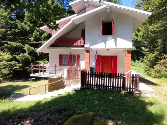 Casa con 6 locali in vendita in Fivizzano