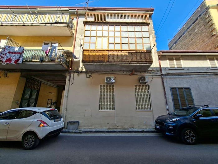 Appartamento quadrilocale in vendita in Via Camillo Benso di Cavour, Orta di Atella