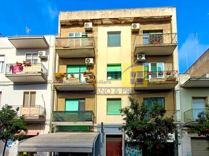 Appartamento trilocale in vendita in Viale Commenda, Commenda, Brindisi