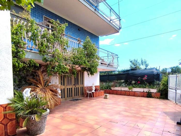 Appartamento con 5 locali in vendita in Penitro, Formia