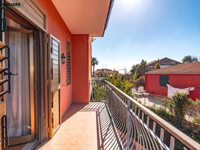 Appartamento quadrilocale in vendita in Via Alessandro Farnese, Centro, Misterbianco