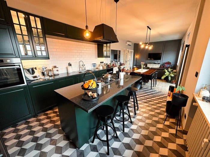 Appartamento con 5 locali in vendita in Via Michele Pavia, Canelli