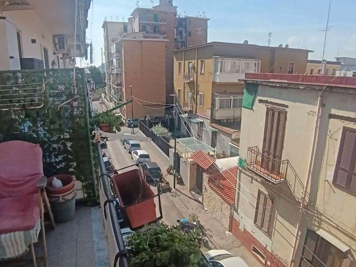 Appartamento quadrilocale in vendita in via CARMELA FERRARA, Bagnoli, Napoli