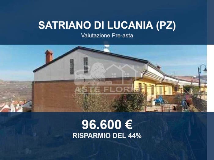 Casa con 6 locali in vendita in Via Strada Diocesi di Satriano, Centro, Satriano di Lucania