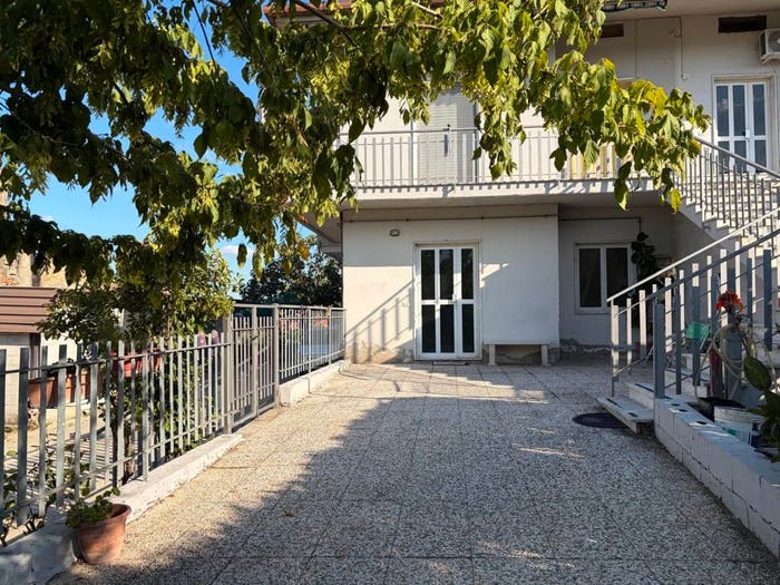 Appartamento trilocale in vendita in Via Costa d'Arco, Cesine, San Giorgio del Sannio