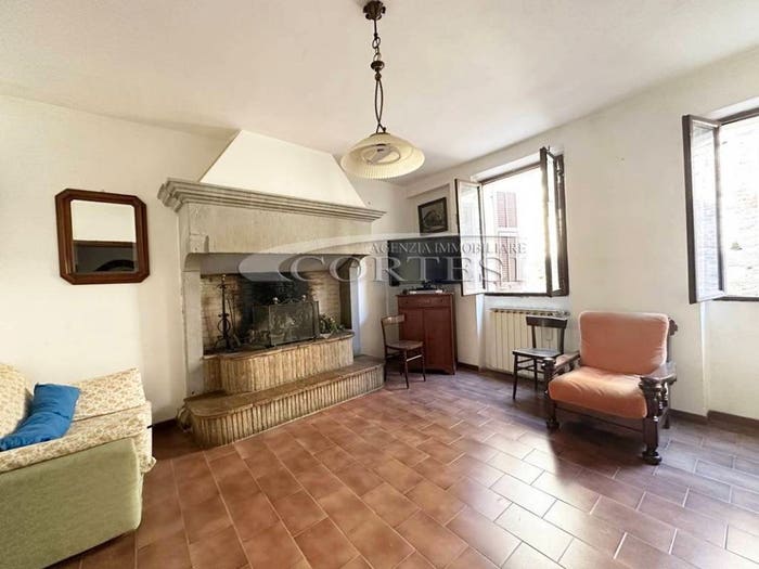 Appartamento trilocale in vendita in Via dei Randoli, Centro, Città di Castello