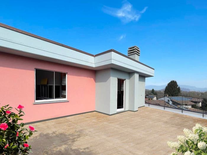 Casa con 6 locali in vendita in Via Roma, Albiolo