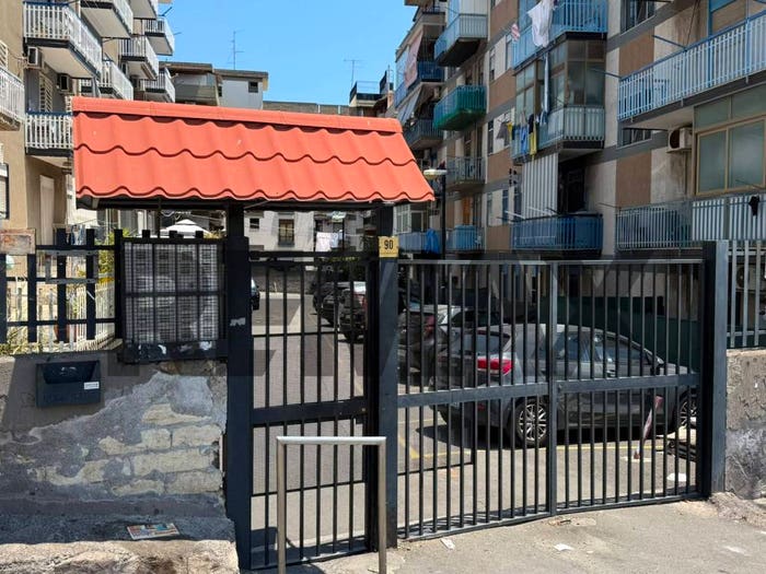 Appartamento con 5 locali in vendita in via medaglie d'oro, Ferrarotto Acquedotto Greco, Catania