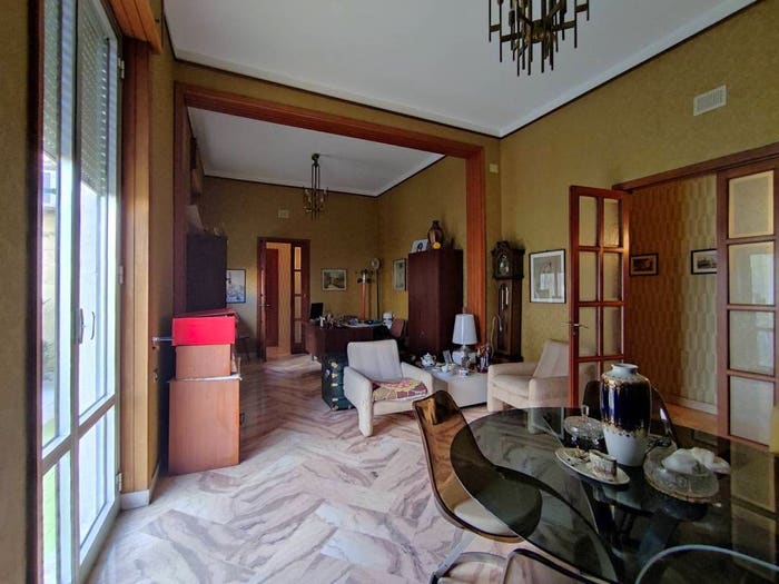 Appartamento quadrilocale in vendita in Via Duca d'Aosta, Ariosto, Lecce