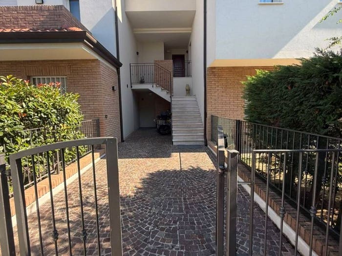 Appartamento trilocale in vendita in Piazza Benito Sparacca, Cattolica