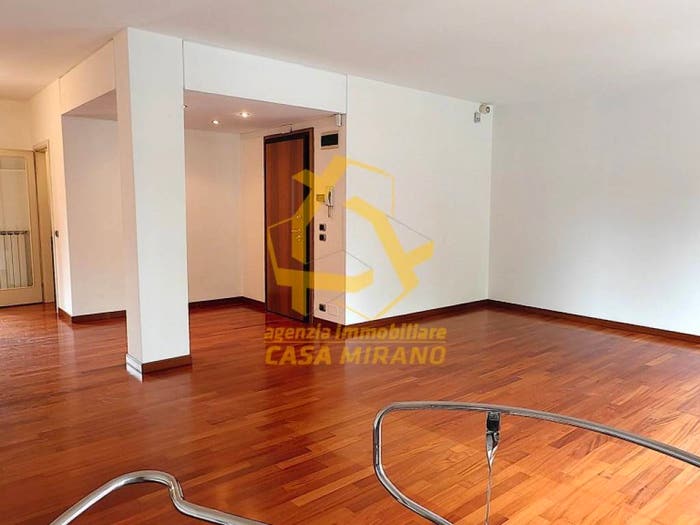 Appartamento con 5 locali in vendita in Via Ermanno Wolf Ferrari, Mirano Paese, Mirano
