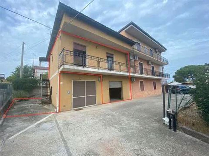 Appartamento con 5 locali in vendita in Via Petricciolo Alli, Siano Cava, Catanzaro