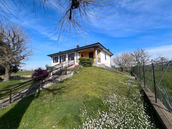 Casa con 6 locali in vendita in Via Brescia, Boschetto, Cremona